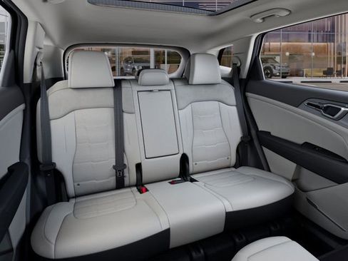New 2026 Kia Sportage SX FWD image 16