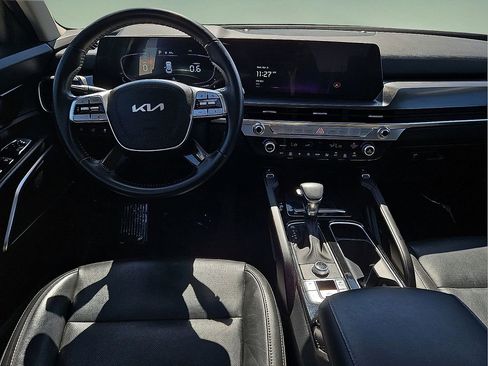 Used 2025 Kia Telluride S image 16