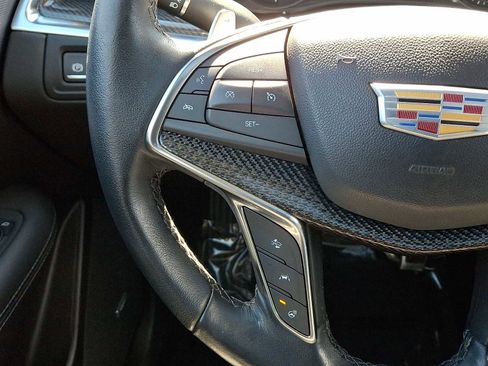 Certified 2023 Cadillac XT5 Sportv w/ Technology Package image 28