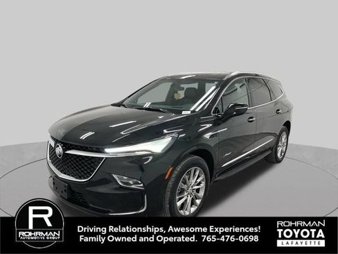 Used 2023 Buick Enclave Avenir w/ Avenir Technology Package FWD image 2