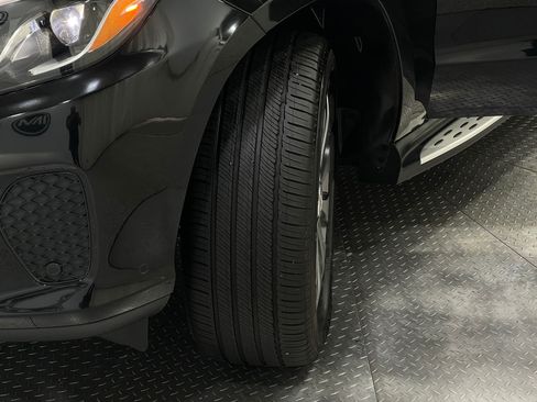 Used 2018 Mercedes-Benz GLS 450 4MATIC image 39