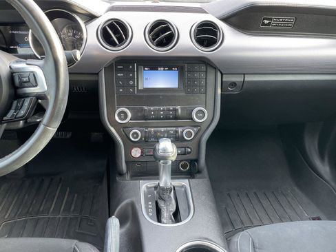 Used 2020 Ford Mustang GT image 18