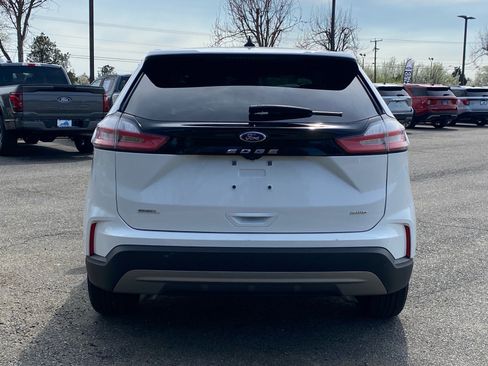 Certified 2023 Ford Edge SEL image 4