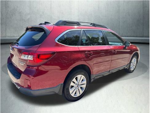 Used 2016 Subaru Outback 2.5i Premium AWD/4WD image 7