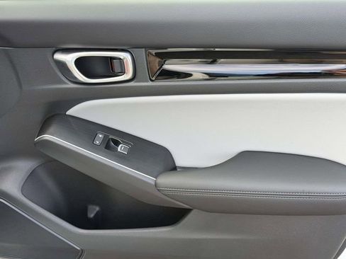 Used 2026 Honda Civic Sport Touring image 6