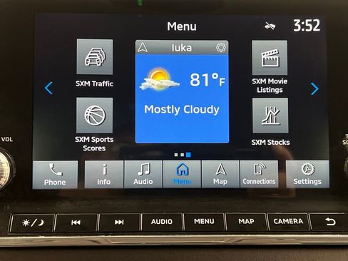 Used 2023 Mitsubishi Outlander SE image 58