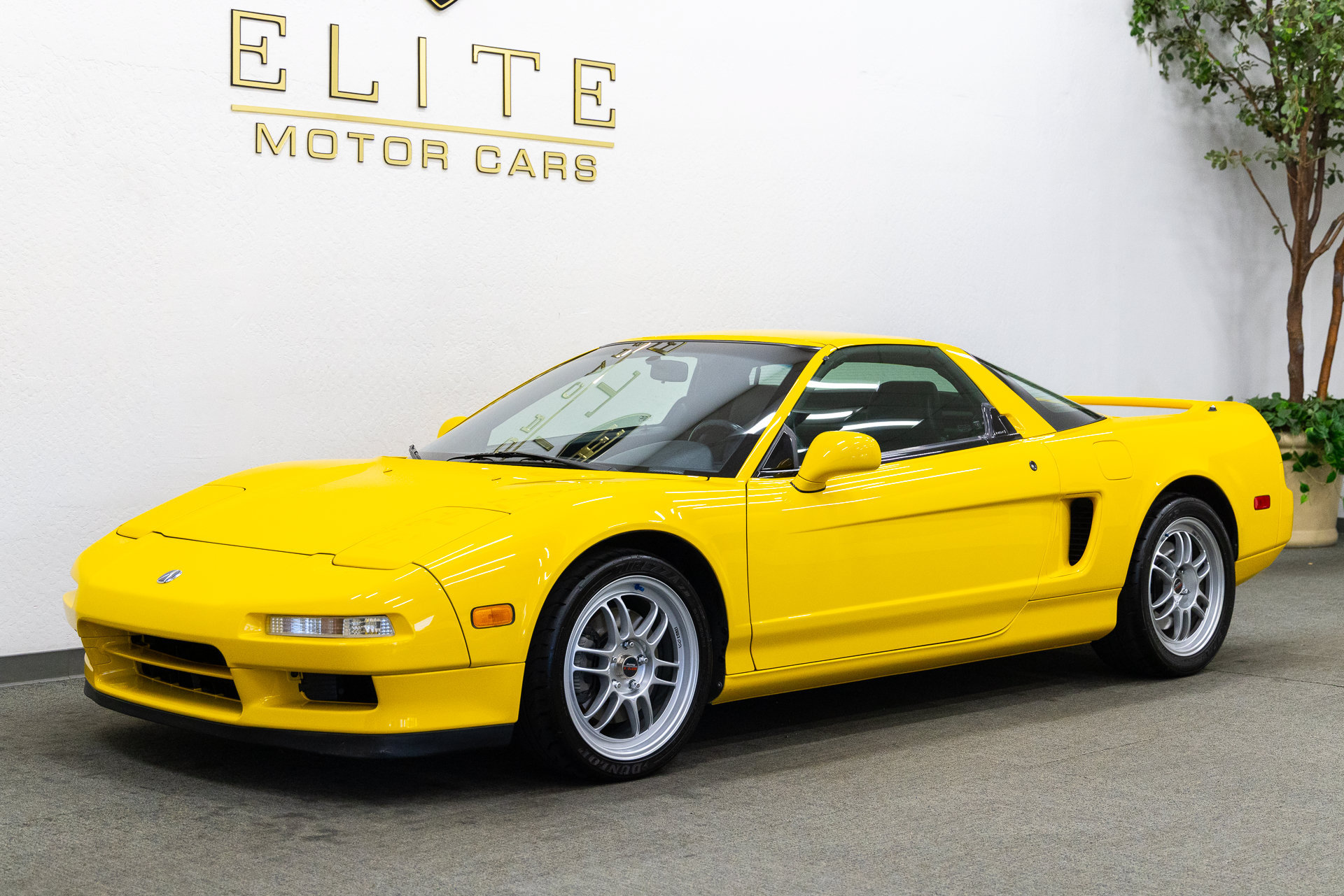 Used 2000 Acura NSX T RWD image 1