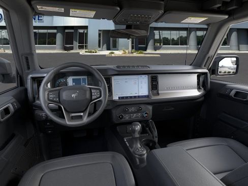 New 2025 Ford Bronco Badlands w/ Black Appearance Package AWD/4WD image 9