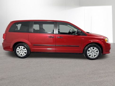 Used 2014 Dodge Grand Caravan American Value Package w/ UConnect Hands-Free Group image 35