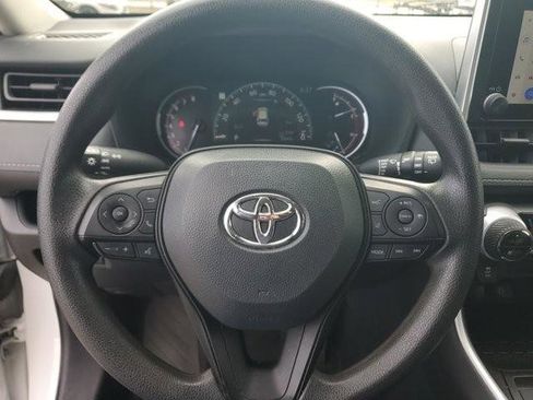 Used 2024 Toyota RAV4 XLE image 26