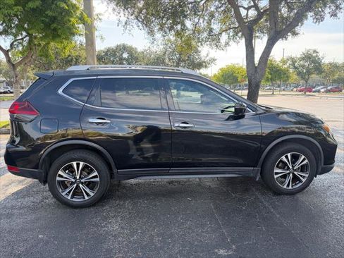 Used 2020 Nissan Rogue SV w/ Premium Package AWD/4WD image 8