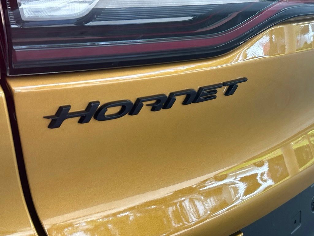 Used 2024 Dodge Hornet GT w/ GT Blacktop Package AWD/4WD image 18