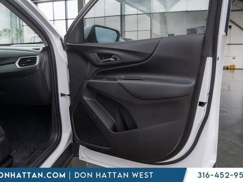 Used 2024 Chevrolet Equinox LT w/ LPO, Floor Liner Package FWD image 23