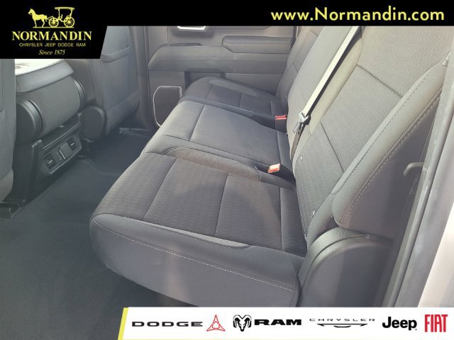 Used 2025 Chevrolet Silverado 2500 LT w/ Convenience Package AWD/4WD image 18