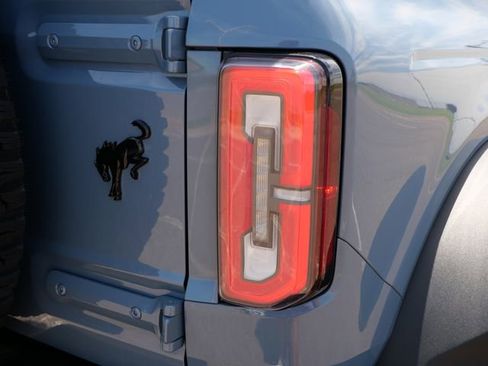 Used 2024 Ford Bronco Wildtrak AWD/4WD image 9