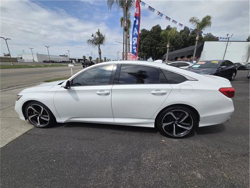 Used 2019 Honda Accord Sport image 8