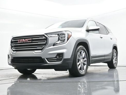 Used 2022 GMC Terrain SLT AWD/4WD image 44