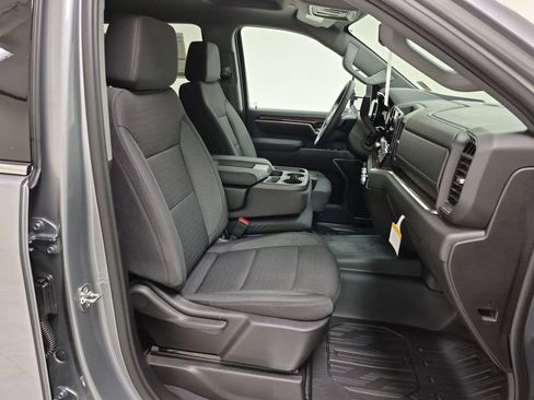 New 2026 GMC Sierra 2500 SLE w/ SLE Value Package; image 29