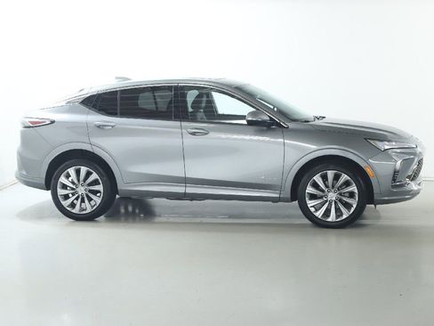 Used 2024 Buick Envista Sport Touring FWD image 11
