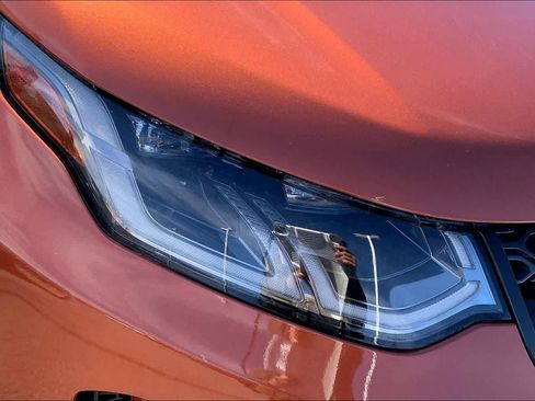 Used 2022 Land Rover Discovery Sport SE R-Dynamic image 27