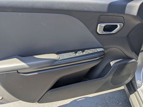 Used 2025 Kia K4 FWD image 15