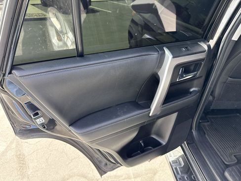 Used 2020 Toyota 4Runner SR5 Premium w/ Moonroof Package AWD/4WD image 14