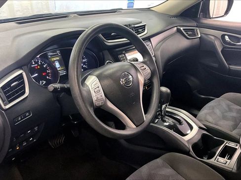 Used 2015 Nissan Rogue SV w/ SV Premium Package image 13