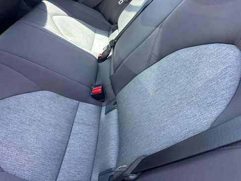 Used 2019 Toyota Camry LE FWD image 8