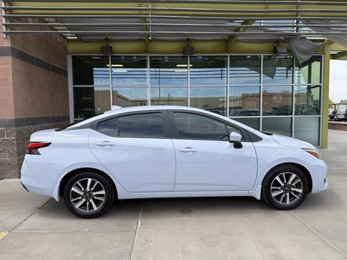 Used 2025 Nissan Versa SV w/ Trunk Package image 9
