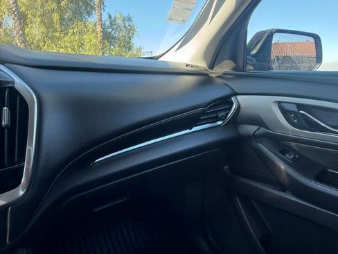 Used 2018 Chevrolet Traverse LS image 25