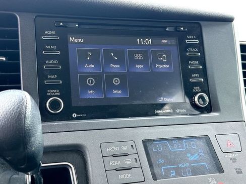 Used 2020 Toyota Sienna LE FWD image 14