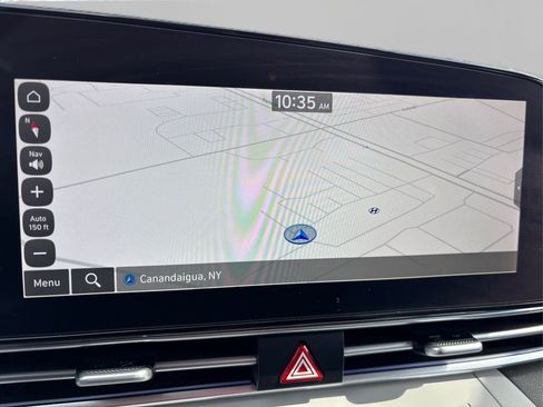 Used 2025 Hyundai Elantra Limited FWD image 27