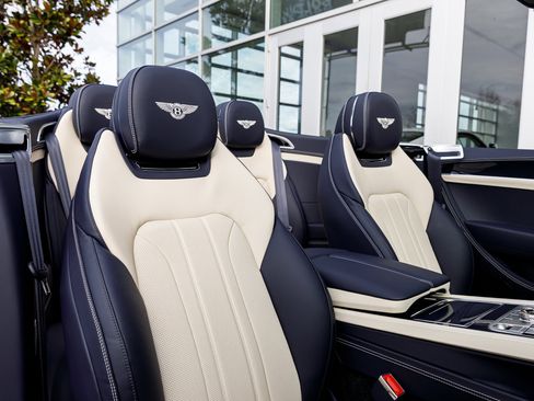 New 2026 Bentley Continental GTC image 34