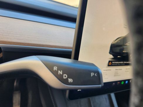 Used 2024 Tesla Model Y Long Range image 40