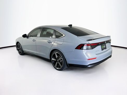 Used 2024 Honda Accord Sport image 5