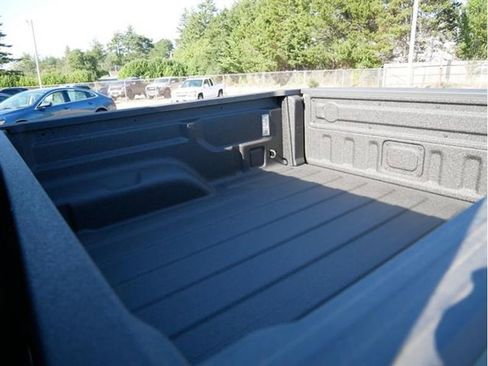 New 2025 Jeep Gladiator Willys image 12