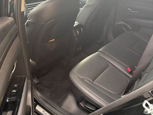 Certified 2025 Hyundai Tucson Limited image 10