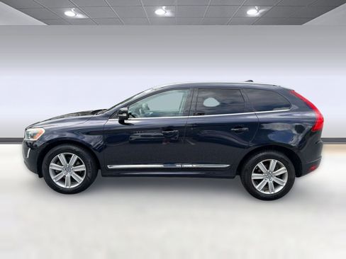 Used 2017 Volvo XC60 T5 Inscription w/ Preferred Option Package AWD/4WD image 2