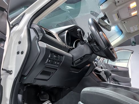 Used 2019 Subaru Outback 2.5i Premium image 19