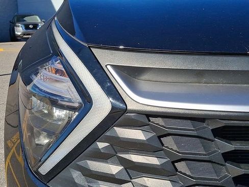 Certified 2023 Kia Sportage LX image 11