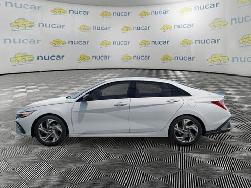 New 2026 Hyundai Elantra SEL Sport Premium image 3