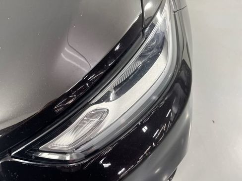 Used 2024 Chrysler Pacifica Touring-L FWD image 28