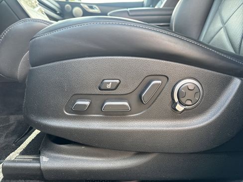 Used 2025 Genesis GV80 3.5T Prestige AWD/4WD image 18