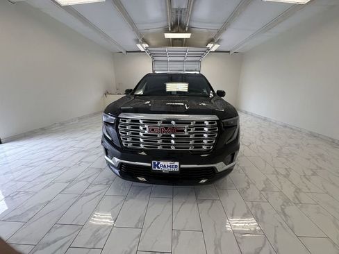 New 2026 GMC Acadia Denali w/ Super Cruise Package FWD image 3