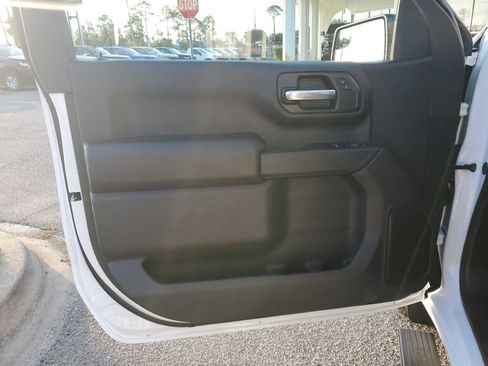 New 2026 Chevrolet Silverado 1500 W/T image 14