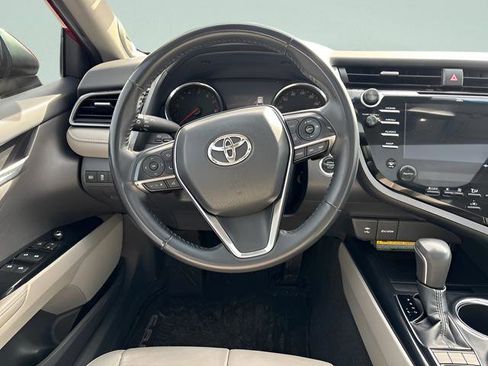 Used 2019 Toyota Camry XSE w/ Driver Assist Package image 11