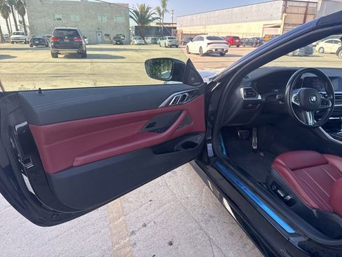 Used 2023 BMW 430i Convertible w/ M Sport Package image 12