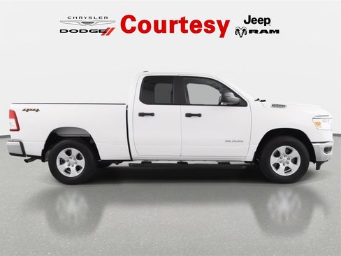 Certified 2023 RAM 1500 Big Horn image 4