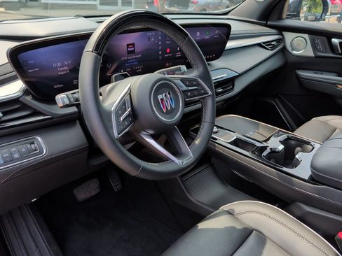 Used 2025 Buick Enclave Avenir w/ Super Cruise Package AWD/4WD image 59