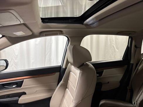 Used 2020 Honda CR-V Touring image 22